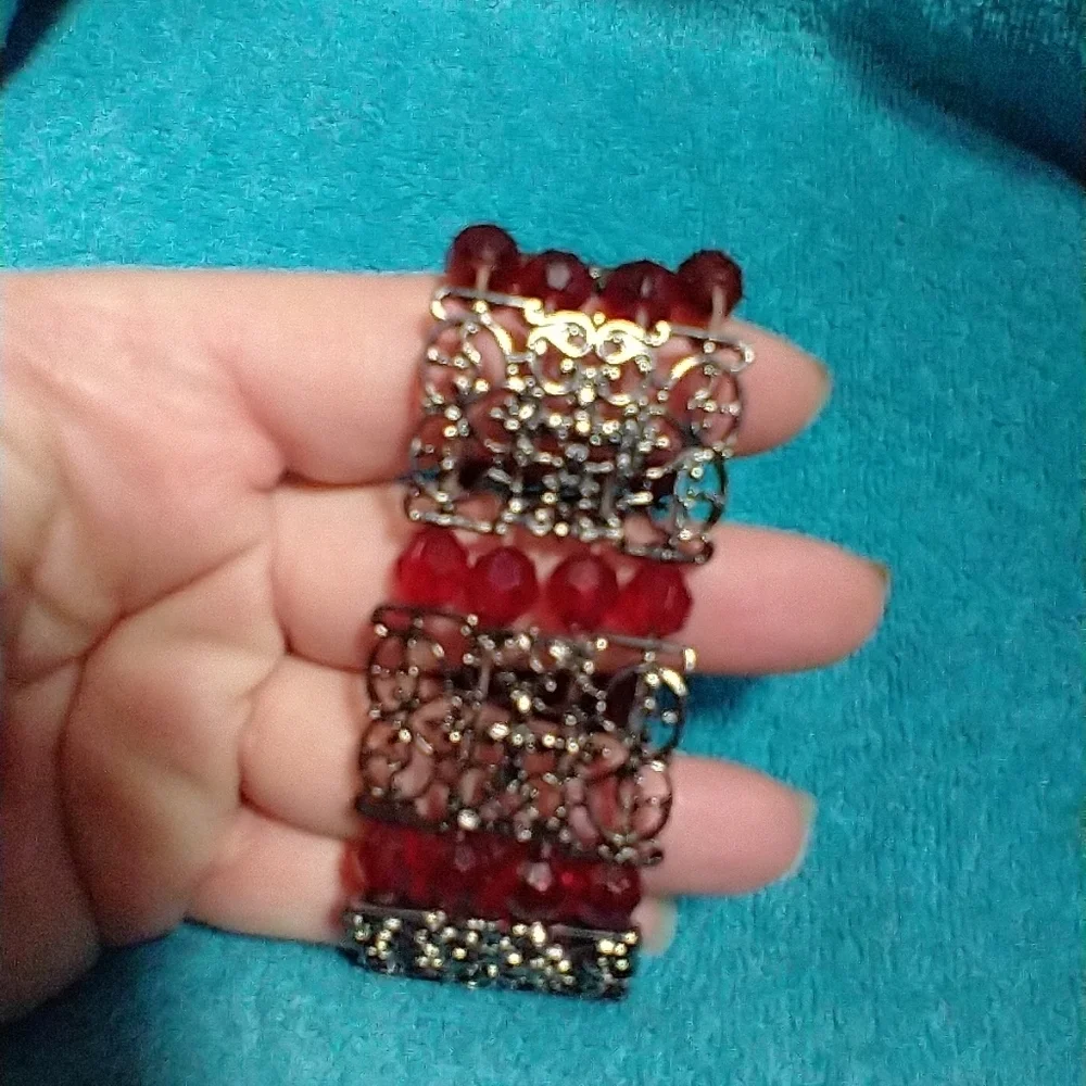 Elegant Red Faceted Beaded Silvertone Stretch Bracelet Wide Gothic